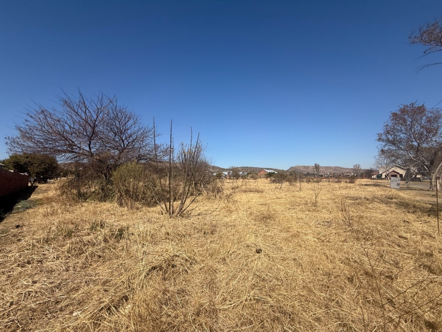  Bedroom Property for Sale in Landsmeer Residential Estate North West